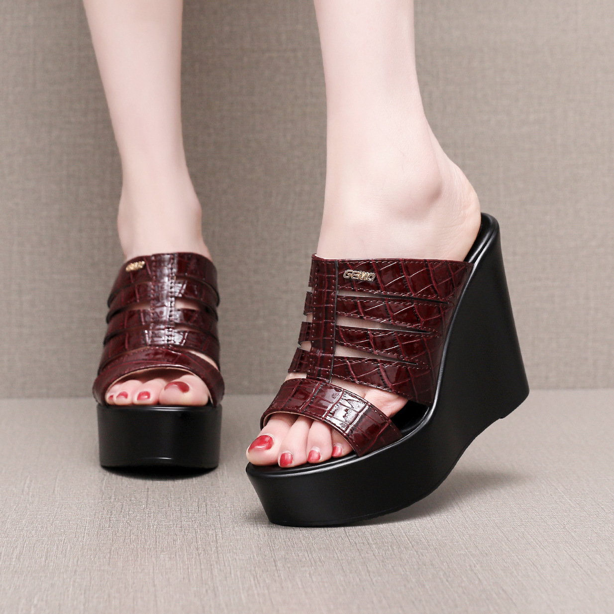 Sandales compensées en cuir de - Quality Summer Clothing avis et prix